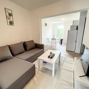 Station 173 C Bruxelles-charleroi-airport Appartement